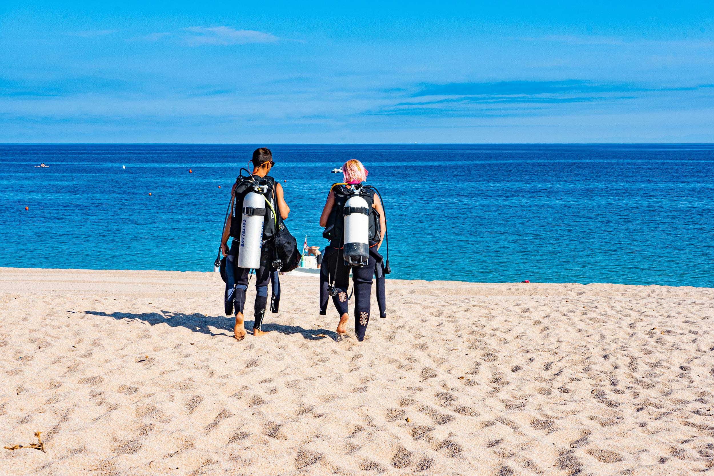 Camping Village Baia Blu La Tortuga อาเญ็นตู ภายนอก รูปภาพ