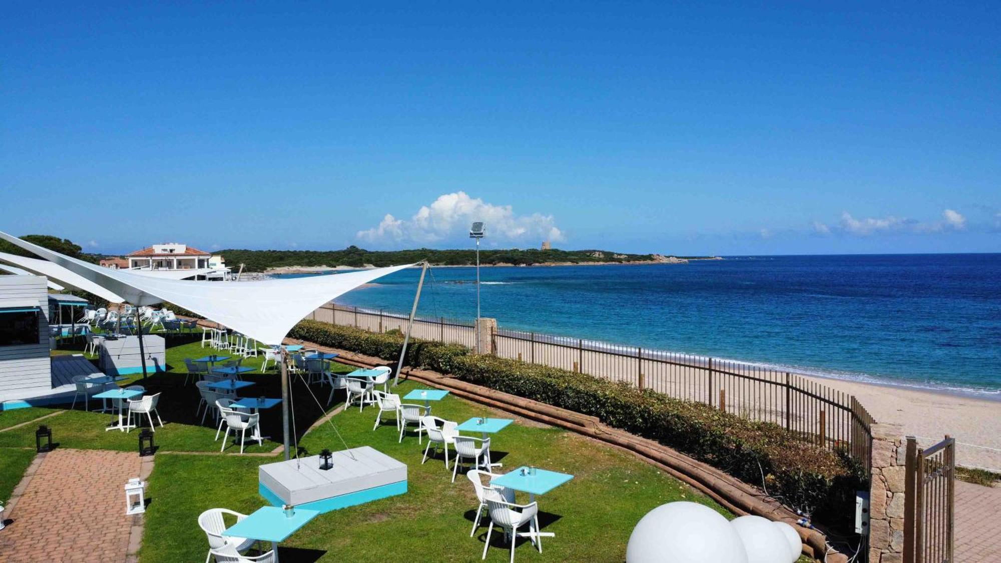 Camping Village Baia Blu La Tortuga อาเญ็นตู ภายนอก รูปภาพ