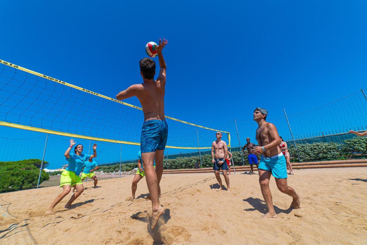 Camping Village Baia Blu La Tortuga อาเญ็นตู ภายนอก รูปภาพ